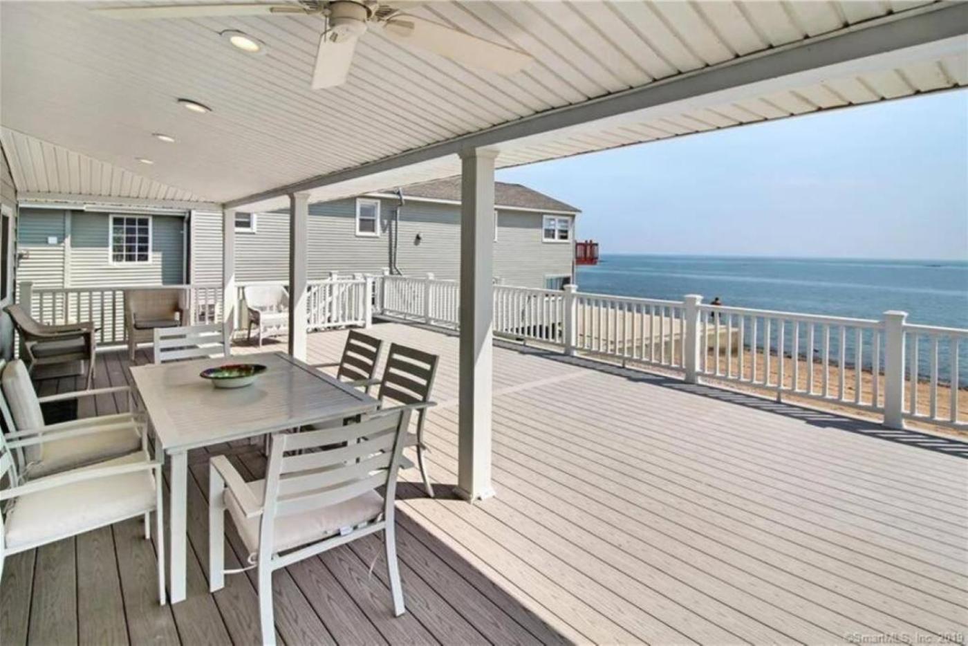 Cozy Beach - Direct Waterfront! East Haven Εξωτερικό φωτογραφία