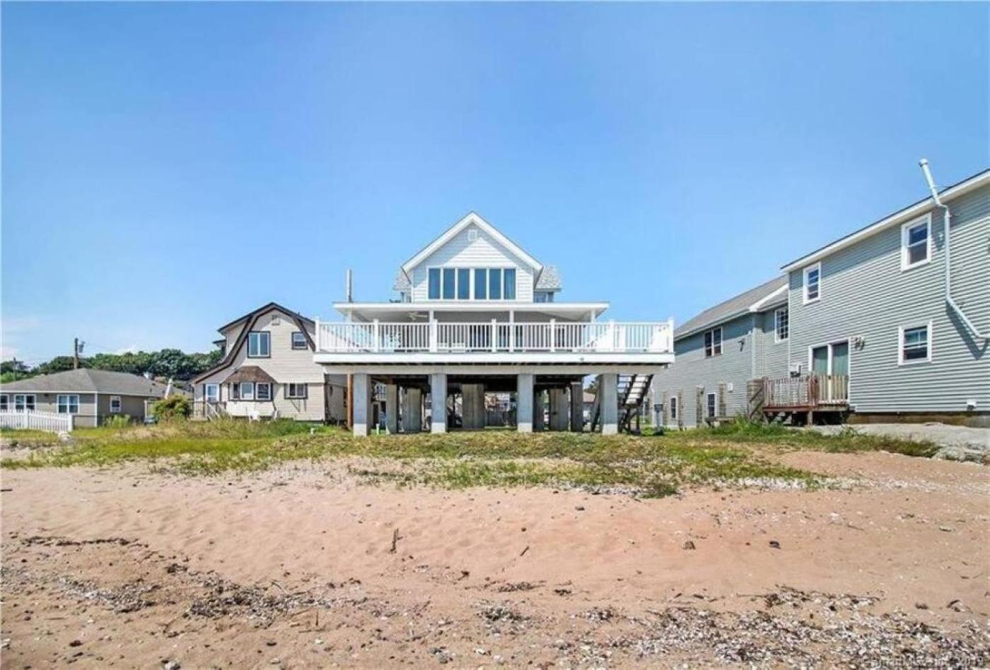 Cozy Beach - Direct Waterfront! East Haven Εξωτερικό φωτογραφία