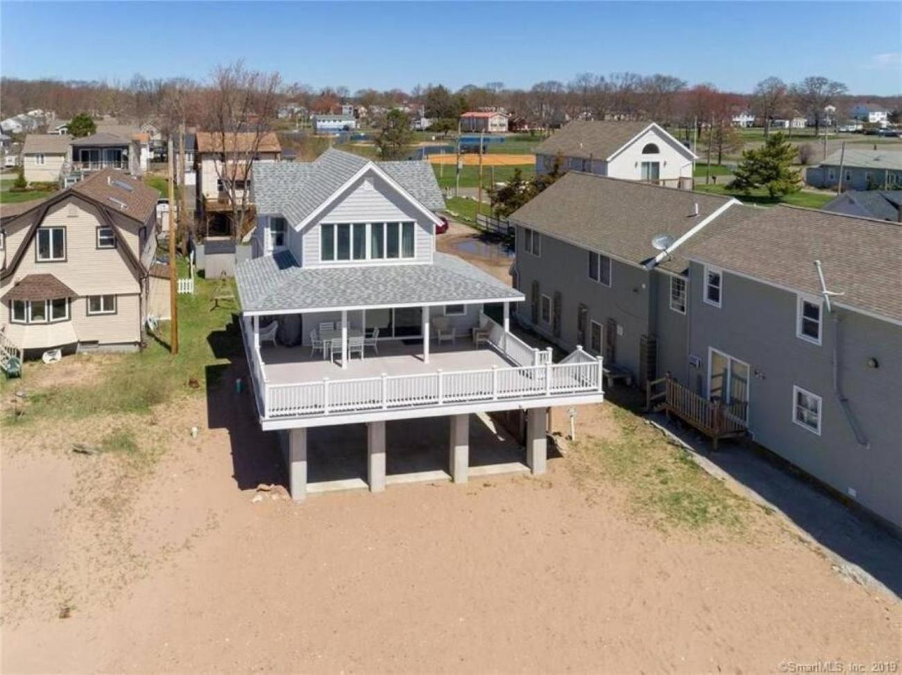 Cozy Beach - Direct Waterfront! East Haven Εξωτερικό φωτογραφία
